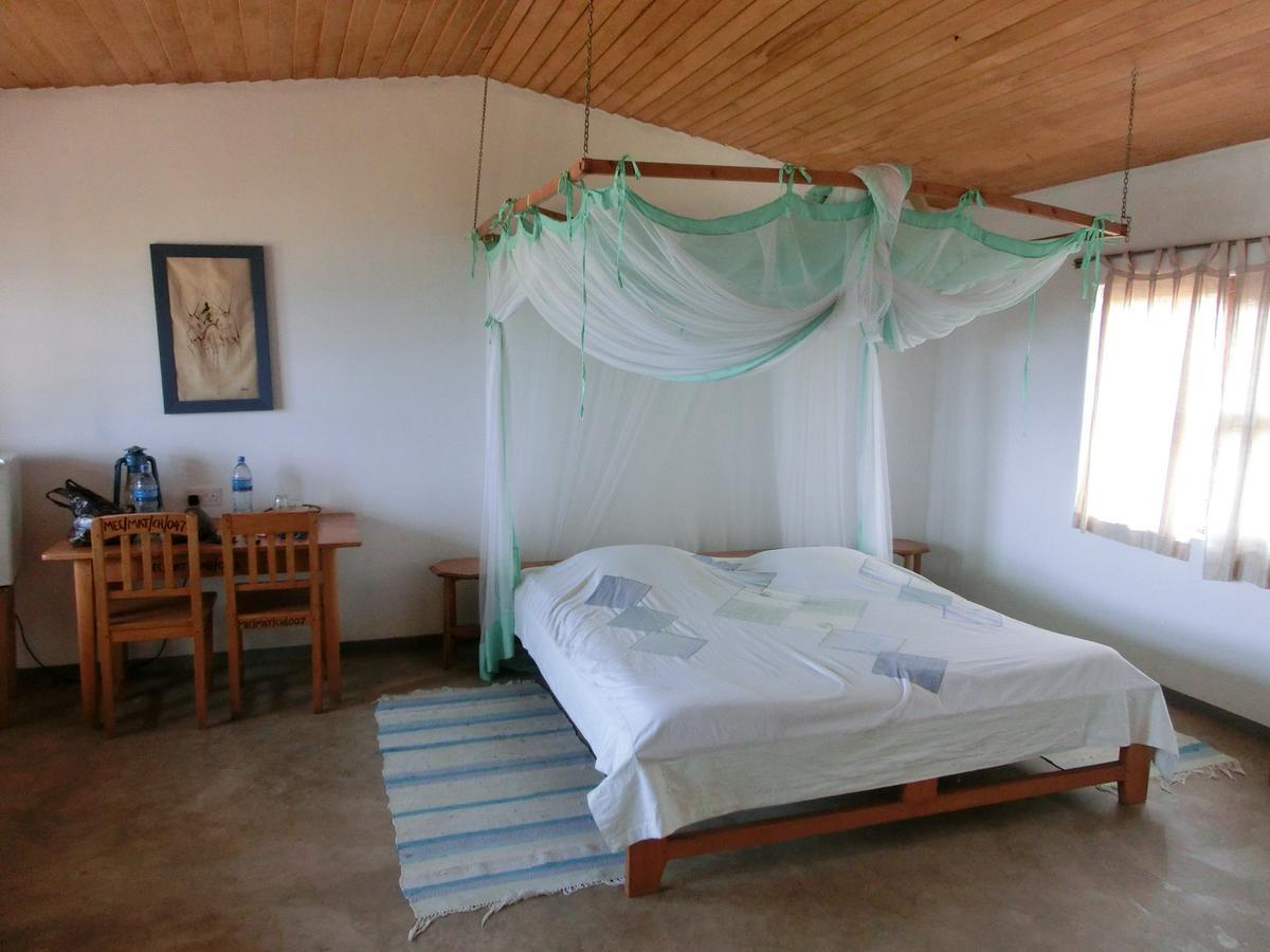 Matema Lake Shore Resort エクステリア 写真