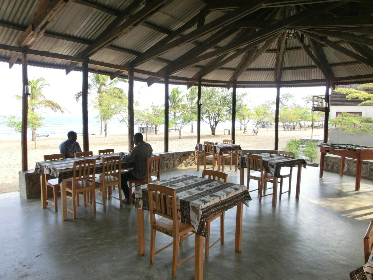 Matema Lake Shore Resort エクステリア 写真